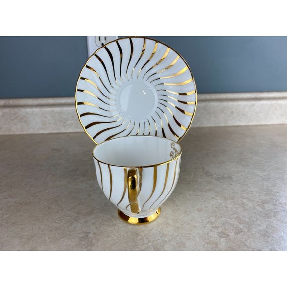Sutherland H&M White With Gold Swirl 50th Anniversary  Fine Bone China  Tea Cup - Picture 4 of 9